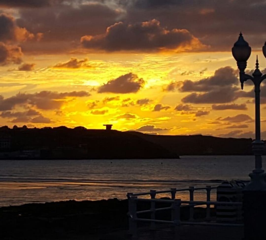 Puesta de sol en Gijón